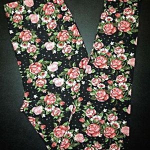 Plus Size 12-18 Pink Floral Rose Leggings NWT